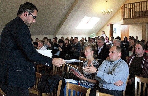  Przedstawiciele parafii z całej diecezji, którzy zadbają o przyjęcie międzynarodowych gości, spotkali się po raz pierwszy w budynku kurii diecezjalnej