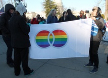 USA: Ostra dyskusja o homoślubach trwa
