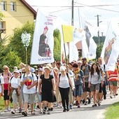 Piesza pielgrzymka na Jasną Górę angażuje wielu młodych ludzi – w naturalny sposób staje się mobilizacją przed przyszłorocznymi Światowymi Dniami Młodzieży