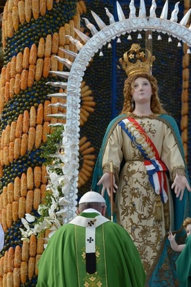 Papież Franciszek w sanktuarium maryjnym Caacupé