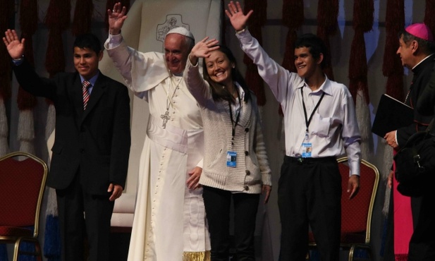 Papież do młodych: Róbcie raban i porządek