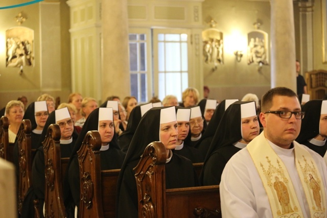 Prymicyjne błogosławieństwo u cieszyńskich elżbietanek