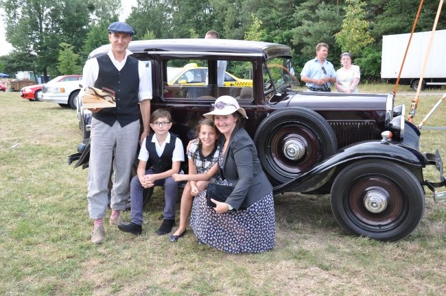 Zlot oldtimerów w Dobrzeniu Wielkim