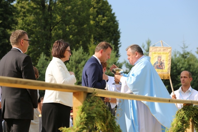 Jubileuszowy hołd dla MB Rychwałdzkiej