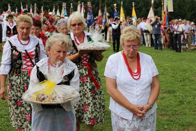 Jubileuszowy hołd dla MB Rychwałdzkiej