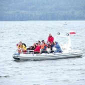  Jezioro Żarowieckie pokonywano każdym możliwym wodnym środkiem lokomocji