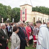  Błogosławieństwo małżonków relikwiami