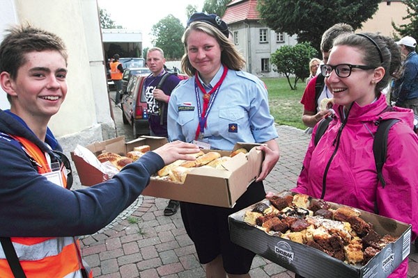  Ofiarność w przyjmowaniu pątników przez nowogrodźczan była ogromna