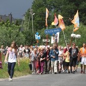 Pierwsza Eucharystia na trawie