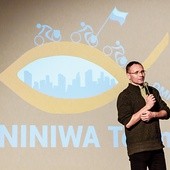 Ojciec Tomasz Maniura OMI jest organizatorem i przewodnikiem wypraw rowerowych od początku wyjazdów NINIWA Team