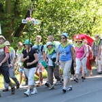 70. Pielgrzymka Rybnicka - dzień drugi - w drodze