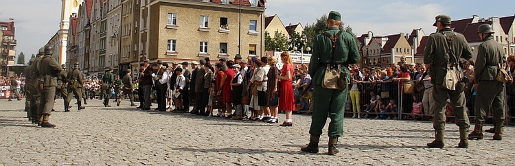 Inscenizacja powstania warszawskiego