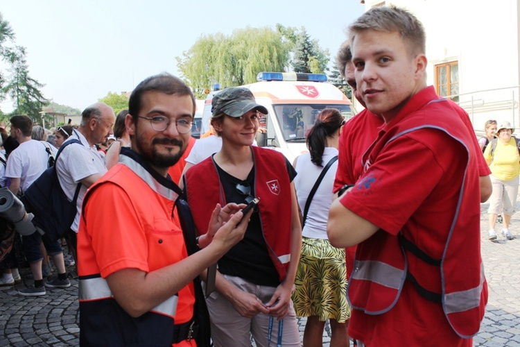 24. Piesza Pielgrzymka Diecezji Bielsko-Żywieckiej na Jasną Górę - w Hałcnowie