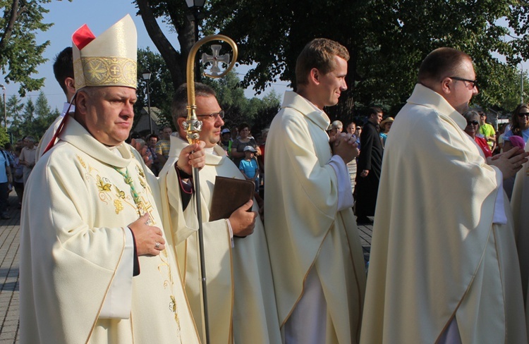 24. Piesza Pielgrzymka Diecezji Bielsko-Żywieckiej na Jasną Górę - w Hałcnowie