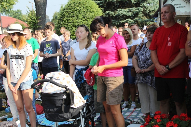 24. Piesza Pielgrzymka Diecezji Bielsko-Żywieckiej na Jasną Górę - w Hałcnowie