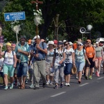 Opoczyńska kolumna pieszej pielgrzymki diecezji radomskiej