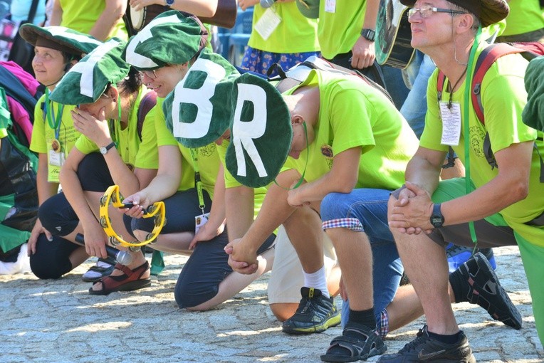 Od Matki Bolesnej do Królowej Polski - grupa 6