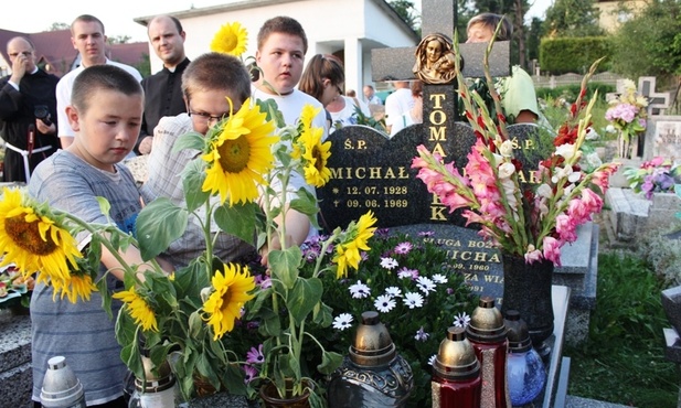 "Dzieci Serc" z Radziechów, którym patronuje o. Michał Tomaszek takze przyjechały do Łękawicy