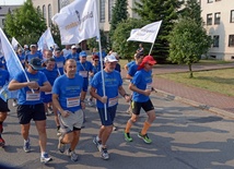 Kolejny raz miłośnicy maratonów pobiegli z Radomia na Jasną Górę