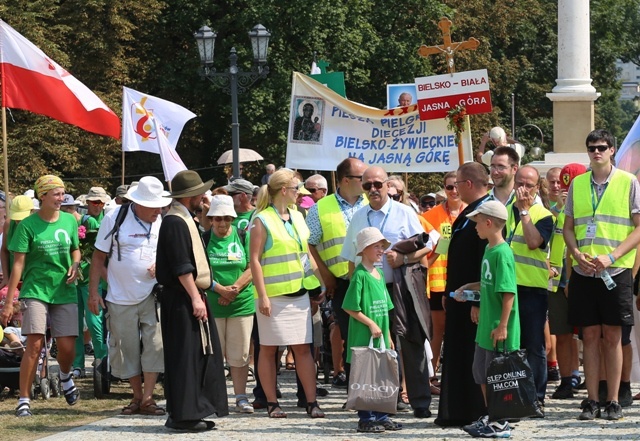 Powitanie pielgrzymów bielsko-żywieckich A.D. 2015 - cz. 2