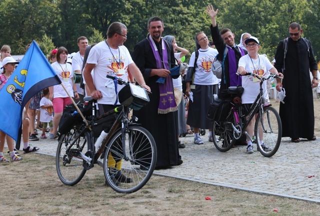 Powitanie pielgrzymów bielsko-żywieckich A.D. 2015 - cz. 2