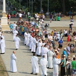 Młodzi pielgrzymi bielsko-żywieccy zawierzeni Maryi