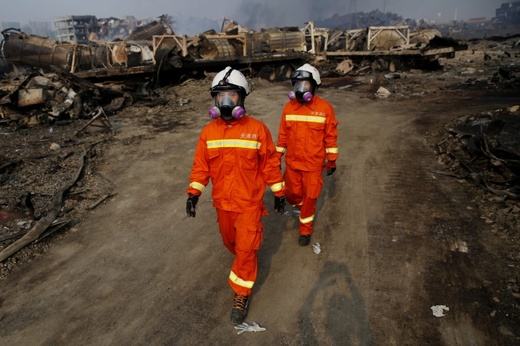 Krajobraz po wybuchach w Tiencin