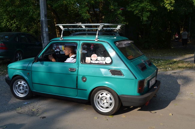 Zlot fiatów 126p w Krakowie