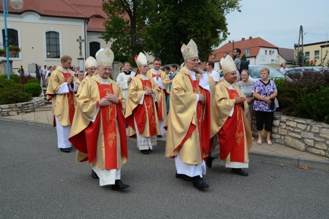 Odpust w Kamieniu Śl. i 30. rocznica sakry biskupiej