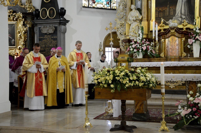 Odpust w Kamieniu Śl. i 30. rocznica sakry biskupiej