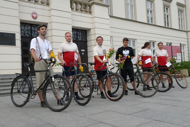 Rajd z okazji 130 lat rowerów w Radomiu