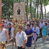  Odpust Wniebowzięcia NMP w Rostkowie to również wspomnienie dnia narodzin dla nieba św. Stanisława Kostki