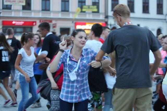 Muzyka i taniec na 200. urodziny św. Jana Bosko w Oświęcimiu