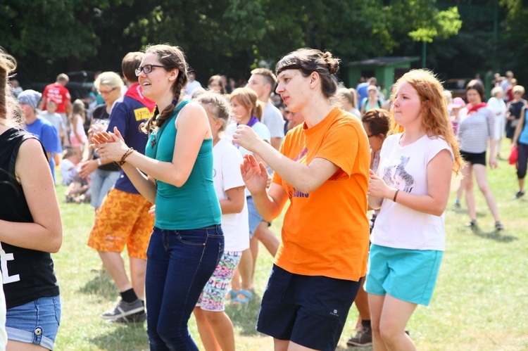 Flash mob na postoju w Koszęcinie