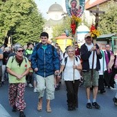 Pielgrzymi z Żywca wyruszyli na Jasną Górę - A.D. 2015