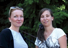 Dominika Szynal i Paulina Tyrka uczą katechezy w Niegosławiu i Różankach