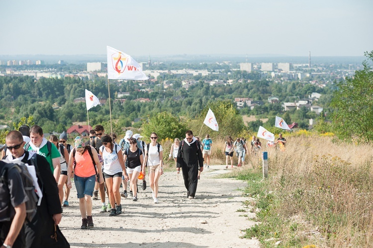 Pielgrzymka młodych w drodze