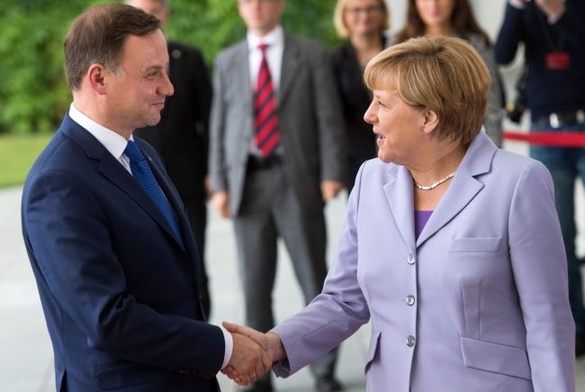 Prezydent po spotkaniu z Angelą Merkel