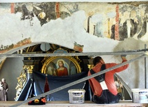 Unikatowe freski w Kątach Bystrzyckich