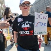 Manifestacja "Tak dla JOW" przeszła przez Warszawę