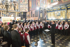 Występ chóru Pueri Cantores Tarnovienses podczas Zjazdu Delegatów Międzynarodowej Federacji Pueri Cantores  w Krakowie