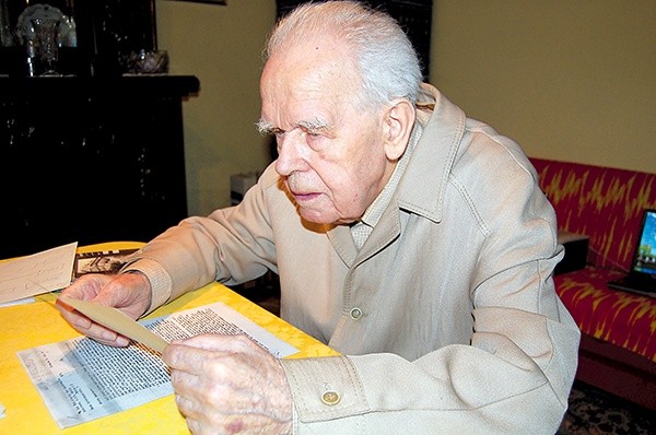  Dziś pan Roman ma 95 lat, jest nadal czynnym biegłym księgowym, kto wie, czy nie najstarszym w Polsce, badającym bilanse firm