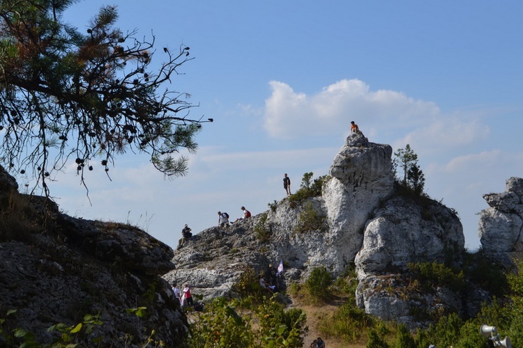 Pielgrzymka młodych - cz. 1