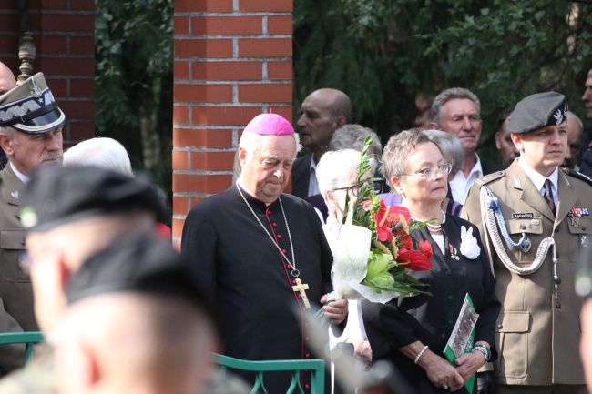 Odsłonięcie tablicy poświęconej Niezłomnym Żolnierzom - Sybirakom