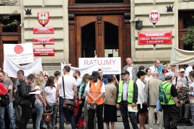 Pikieta w obronie Narodowego Programu Zdrowia Psychicznego