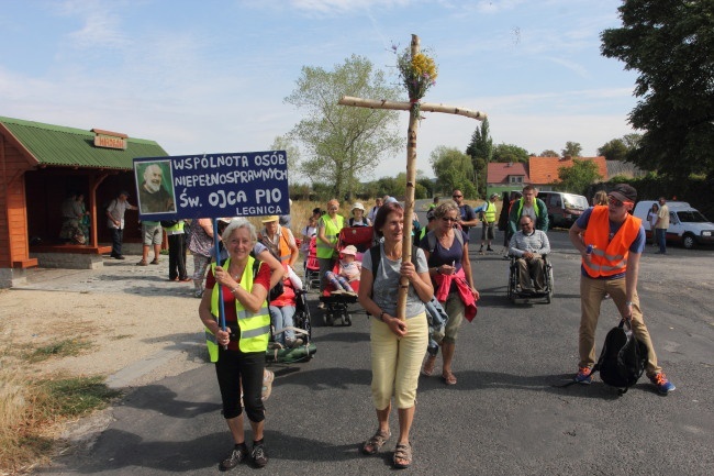 Zmierzają do Matki