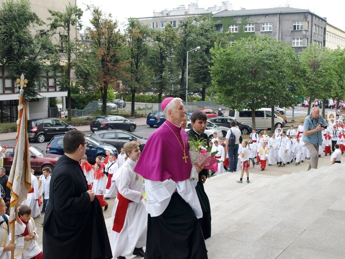 Pielgrzymka Ministrantów do katedry Chrystusa Króla w Katowicach