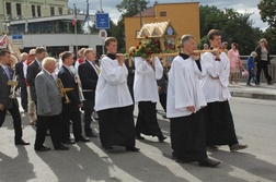 Relikwiarz św. Melchiora przynieśli diecezjanie ostrawsko-opawscy