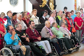  Bazylika wypełniła się chorymi z całego Dolnego Śląska