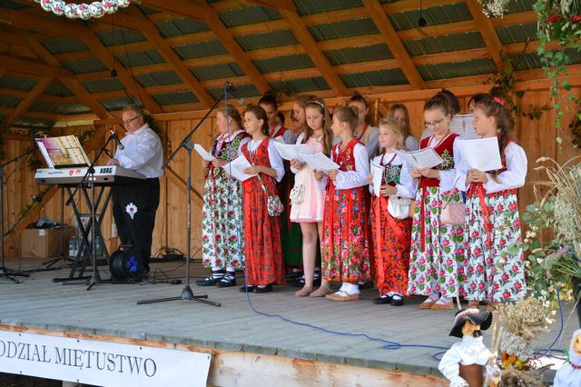 Dziękczynienie za pracę w polu